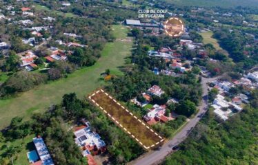 Lote residencial en Club de Golf la Ceiba en venta