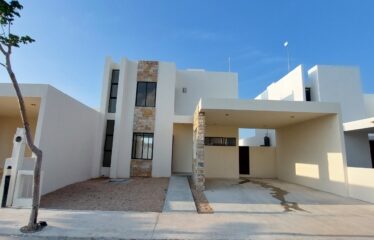 Casa Modelo Nazaret en Privada Canaria Conkal en Preventa